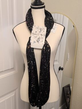 Source Unknown Black Infinity Scarf with Gold and Pink Speckles